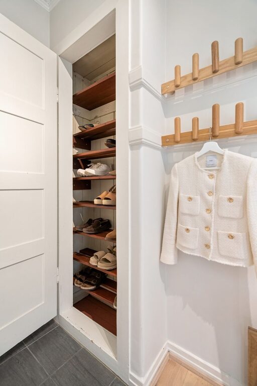 Small Space Storage Ideas That Really Work